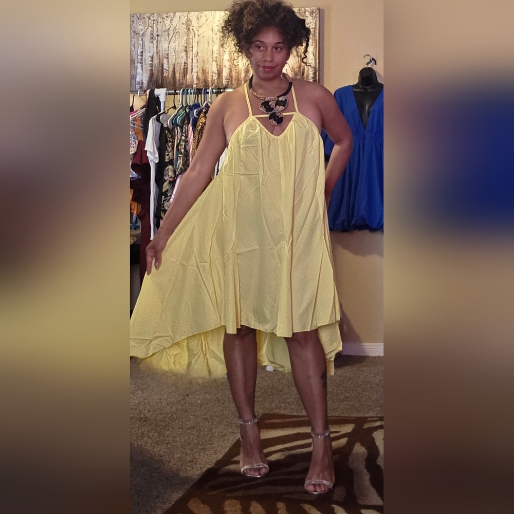 💛Sphagetti strap flowy dress 02